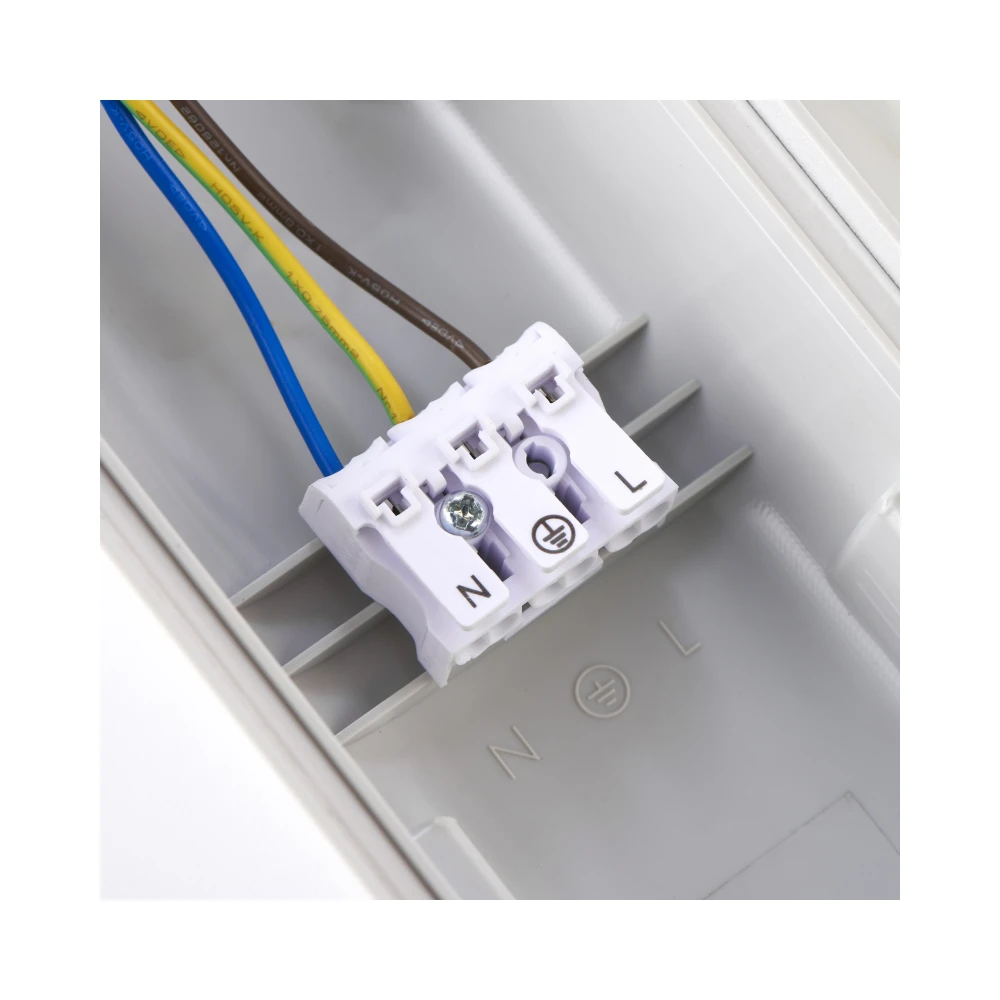 Saxby 120553 Endura CCT 19/30W LED Anti-Corrosive Batten 4FT Standard 5 Saxby 120553 Endura LED Anti-Corrosive Batten 4FT Standard CCT 19/30W 5