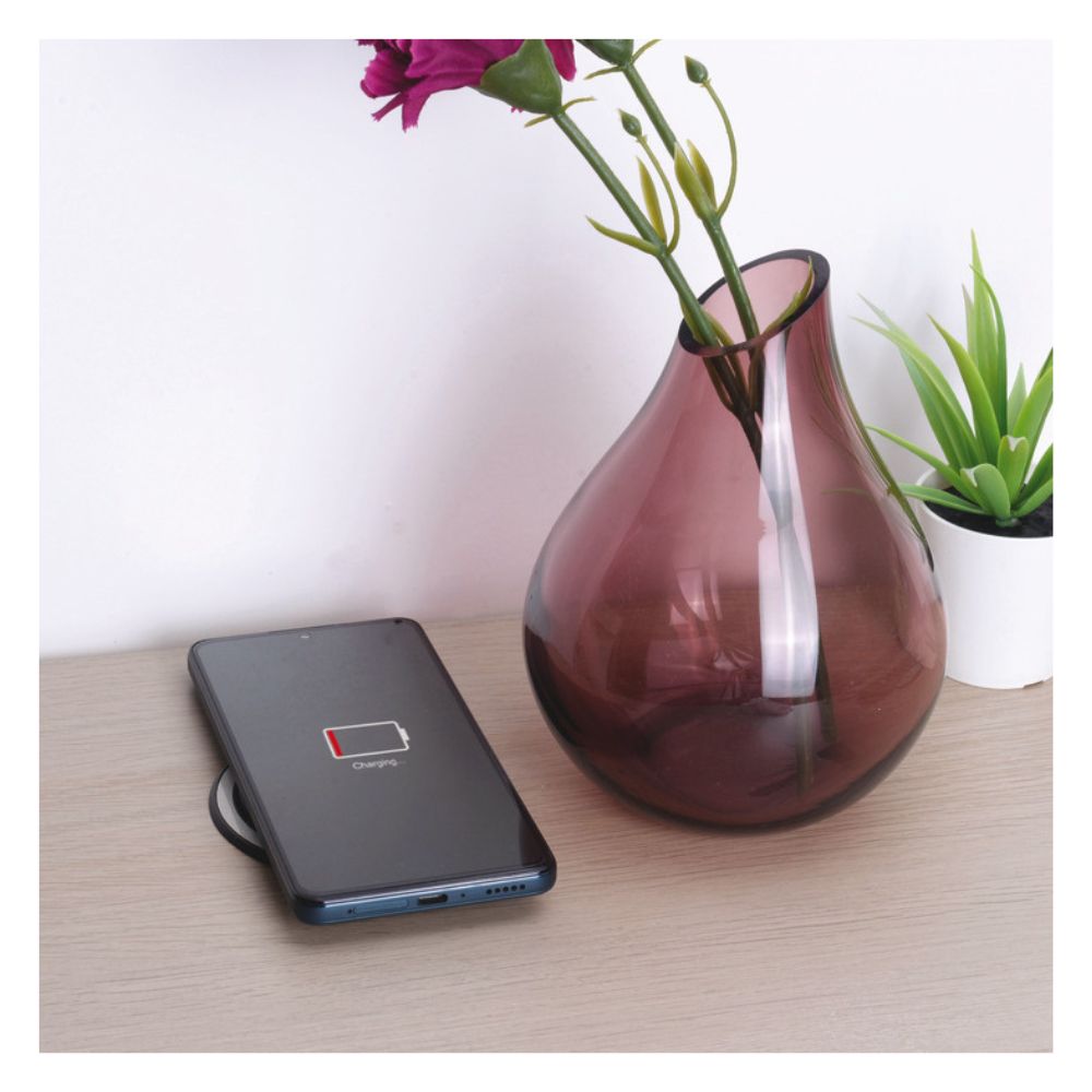 Hafele | 822.91.206 | Pop-Up Socket with Wireless Charger | USB-A + USB-C | Black Aluminium 3 Hafele | 822.91.206 | Pop-Up Socket with Wireless Charger | USB-A + USB-C | Black Aluminium