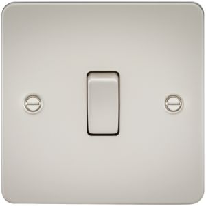 Knightsbridge Flat Plate Pearl