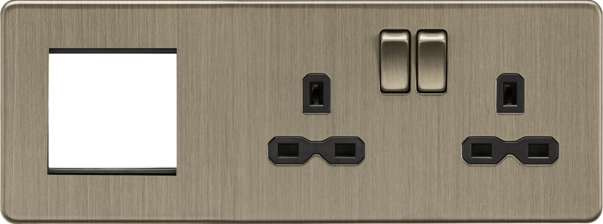 Knightsbridge | SFR192RAB | 13A 2G DP Socket + 2G Modular Combination Plate | Antique Brass 1 Knightsbridge SFR192RAB Right Combination Plate