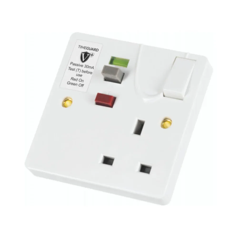 Timeguard | RCD02WPVN | Valiance+ | RCD Passive | Single Gang Switched Socket 1 Timeguard RCD02WPVN RCD Single Socket