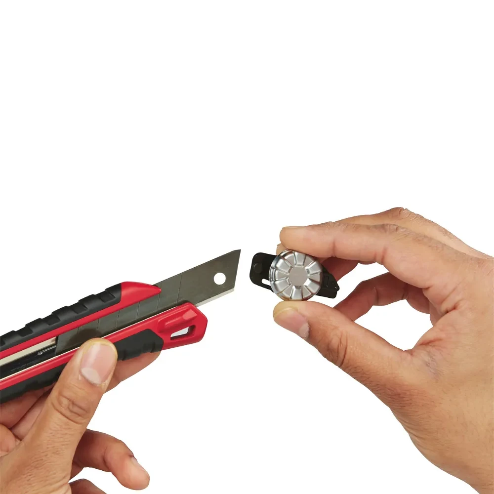 Milwaukee 48221961 Snap Knife 18mm 7 Milwaukee 48221961 Snap Knife 18mm