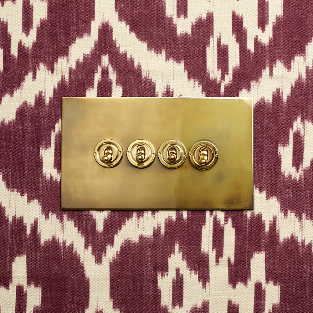 Forbes & Lomax | 4GTW/OLB | 4 Gang 2 Way Dolly Switch | Aged Brass 1 Forbes & Lomax 4GTW/OLB 4 Gang 2 Way Dolly Switch - Aged Brass Plate